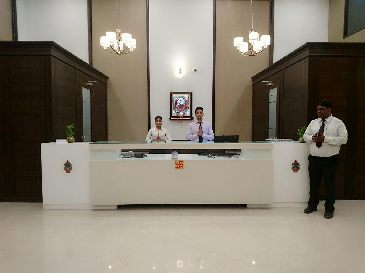 Regenta Central Indore Luaran gambar