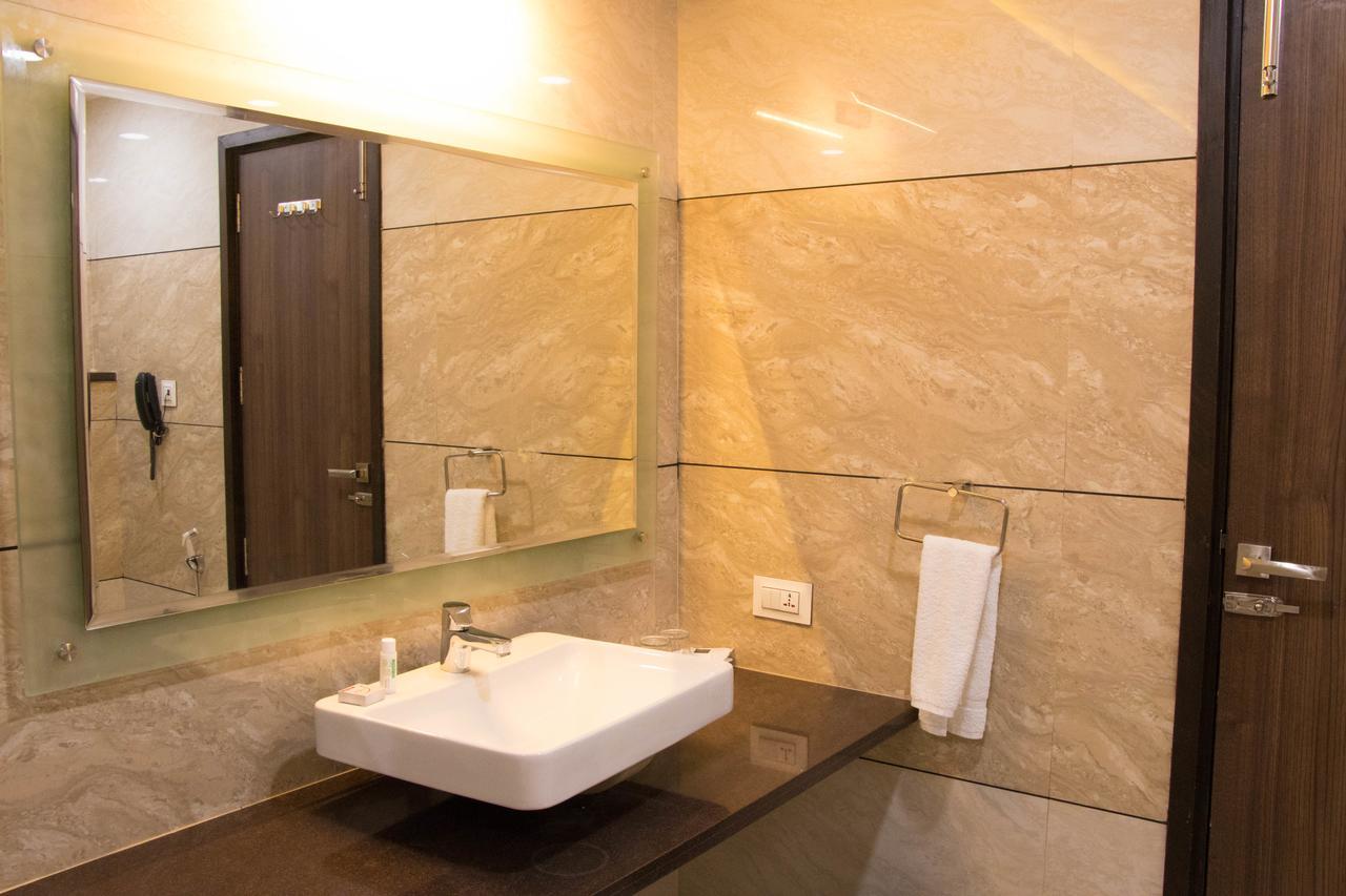 Regenta Central Indore Luaran gambar