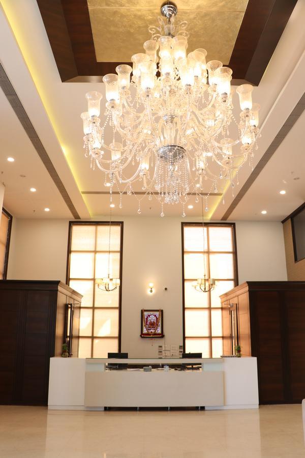 Regenta Central Indore Luaran gambar