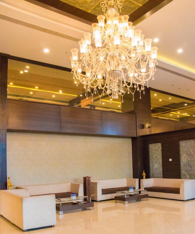 Regenta Central Indore Luaran gambar