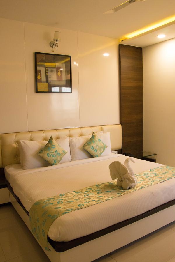Regenta Central Indore Luaran gambar